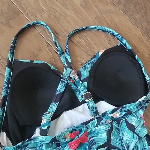 Maternity swim top - Picture 3 of 4